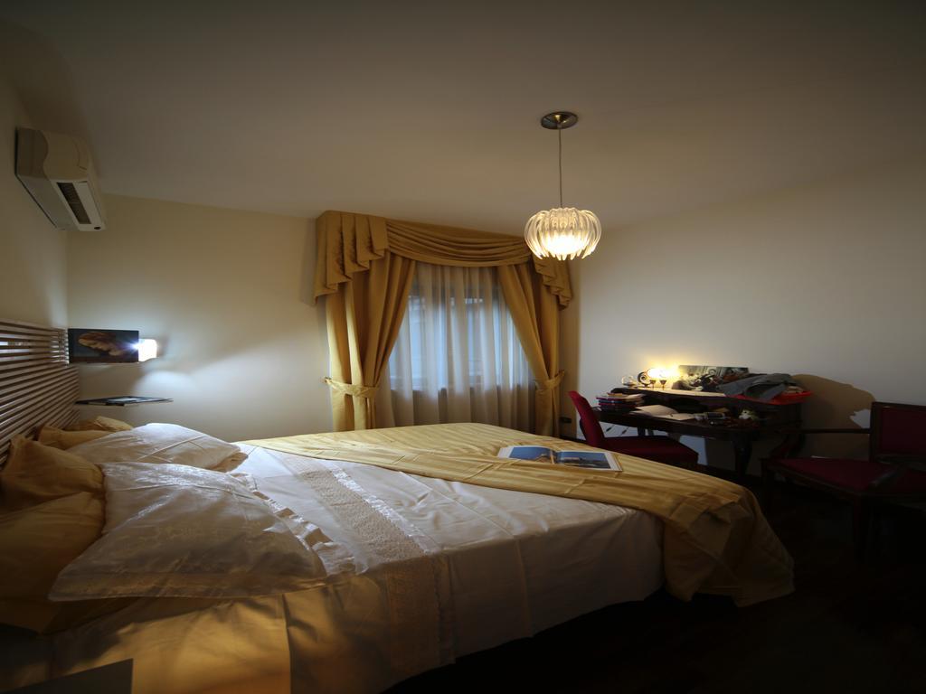 Porta Di Mare Bed & Breakfast Naples